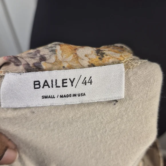 Boho Chic Floral Tunic Blouse | Crisscross Halter Neck |Detail Off Shoulder SZ S - Picture 5 of 7